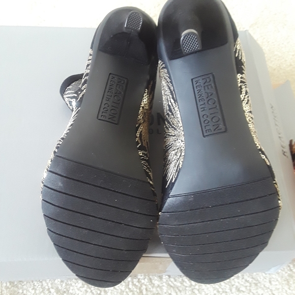 Kenneth Cole Reaction Shoes - Picture 5 of 9